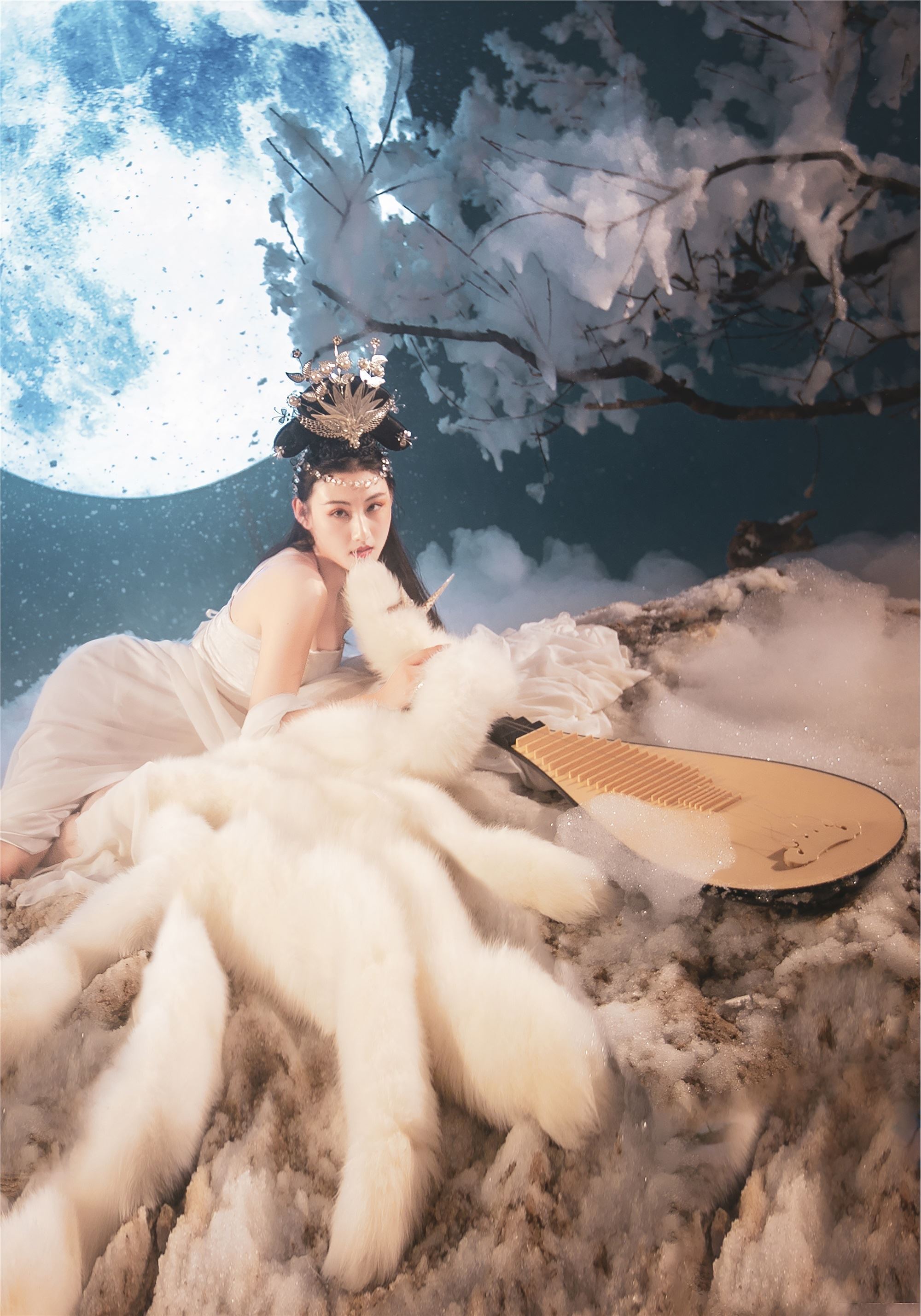 YITUYU 艺图语 2021.07.21 九尾白狐 刺猬&惠子